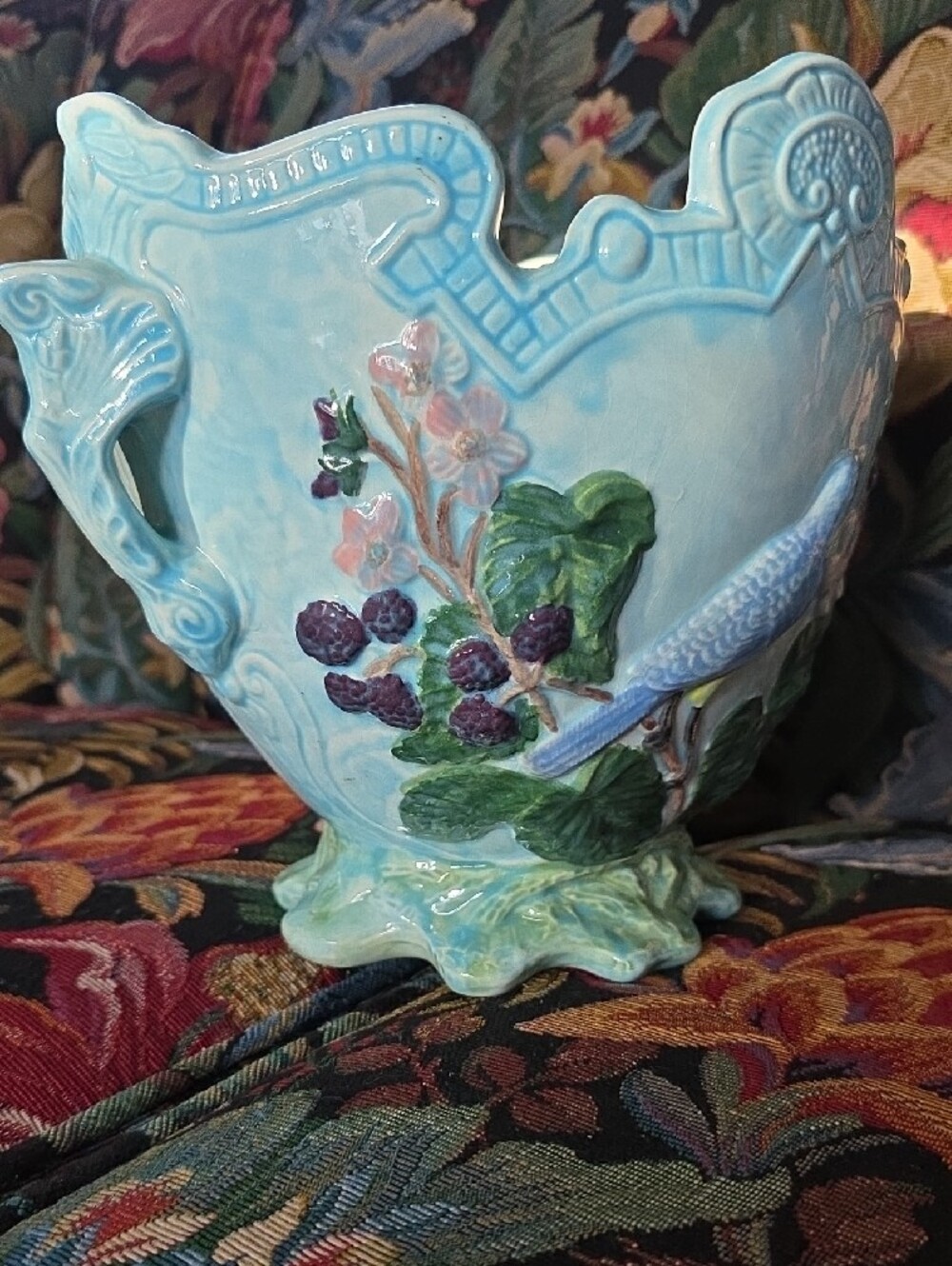 Planter.. - Picture 2 of 6
